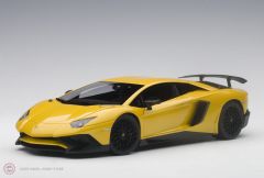 1:18 Lamborghini Aventador LP750-4 SV