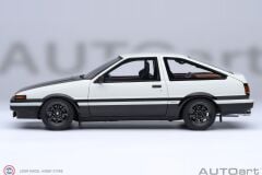 1:18 Autoart 1980 Toyota Sprinter Trueno (AE86) Project D Final version 30th Anniversary