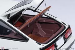 1:18 Autoart 1980 Toyota Sprinter Trueno (AE86) Project D Final version 30th Anniversary