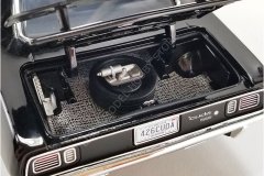 1:18 1971 Plymouth HEMI Barracuda Hardtop