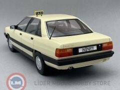 1:18 Triple9 1989 Audi 100 C3 Taxi