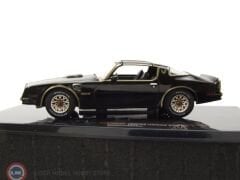 1:43 IXO 1977 Pontiac Firebird Trans Am