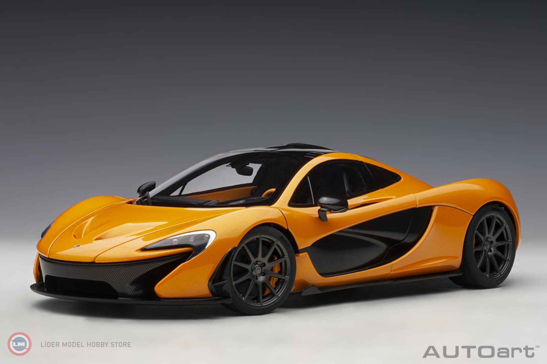 1:18 McLaren P1 Sarı