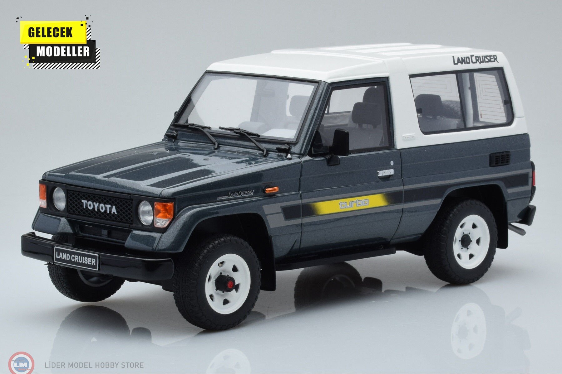 1:18 OTTO 1987 Toyota Land Cruiser LJ 73