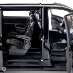 1:18 Norev 2018 Mercedes Benz V Class Viano AMG Line