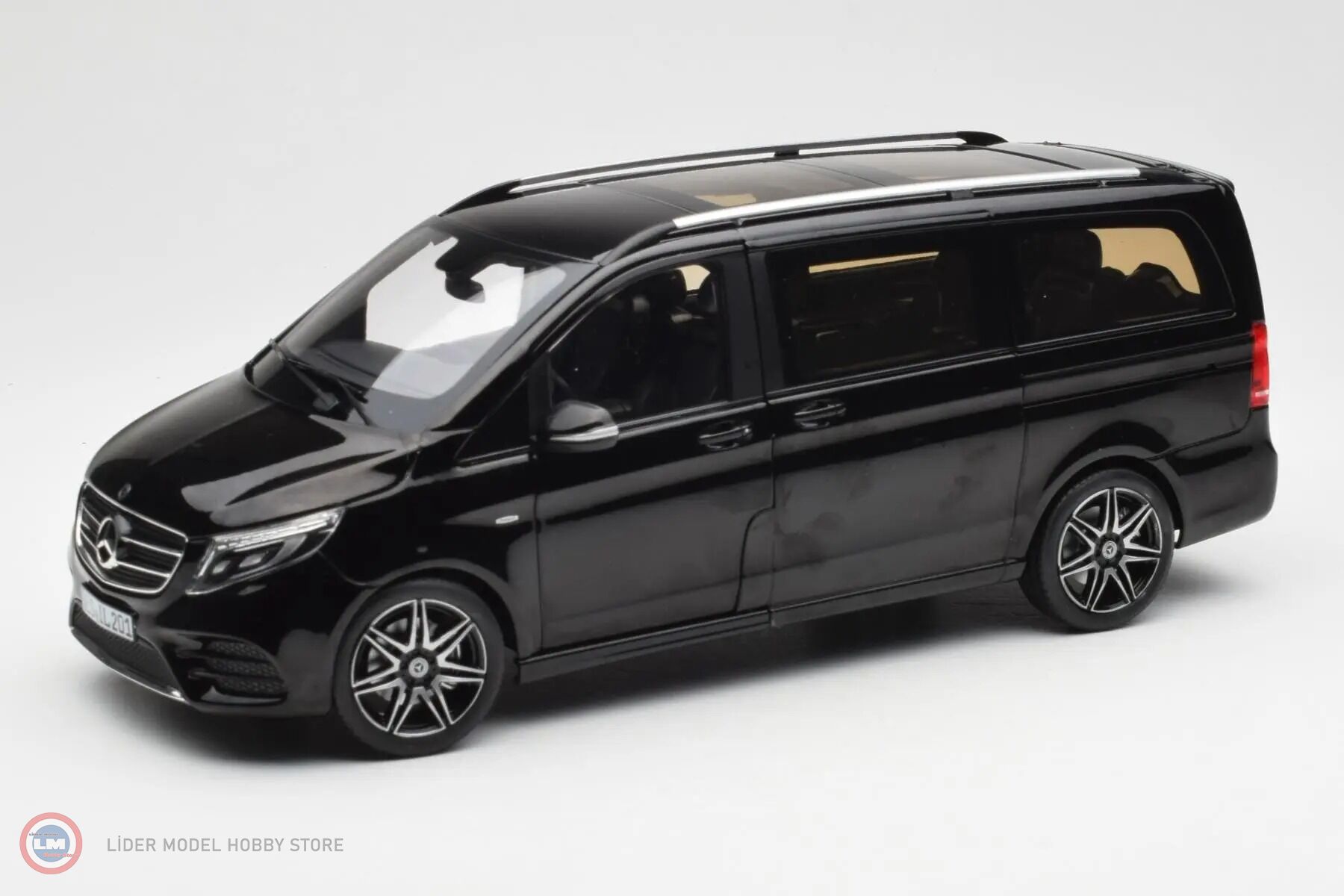 1:18 Norev 2018 Mercedes Benz V Class Viano AMG Line Vito