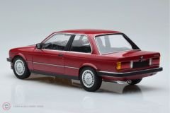 1:18 Minichamps 1982 BMW 323i E30