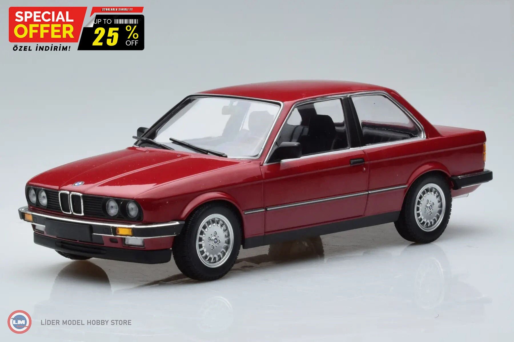 1:18 Minichamps 1982 BMW 323i E30