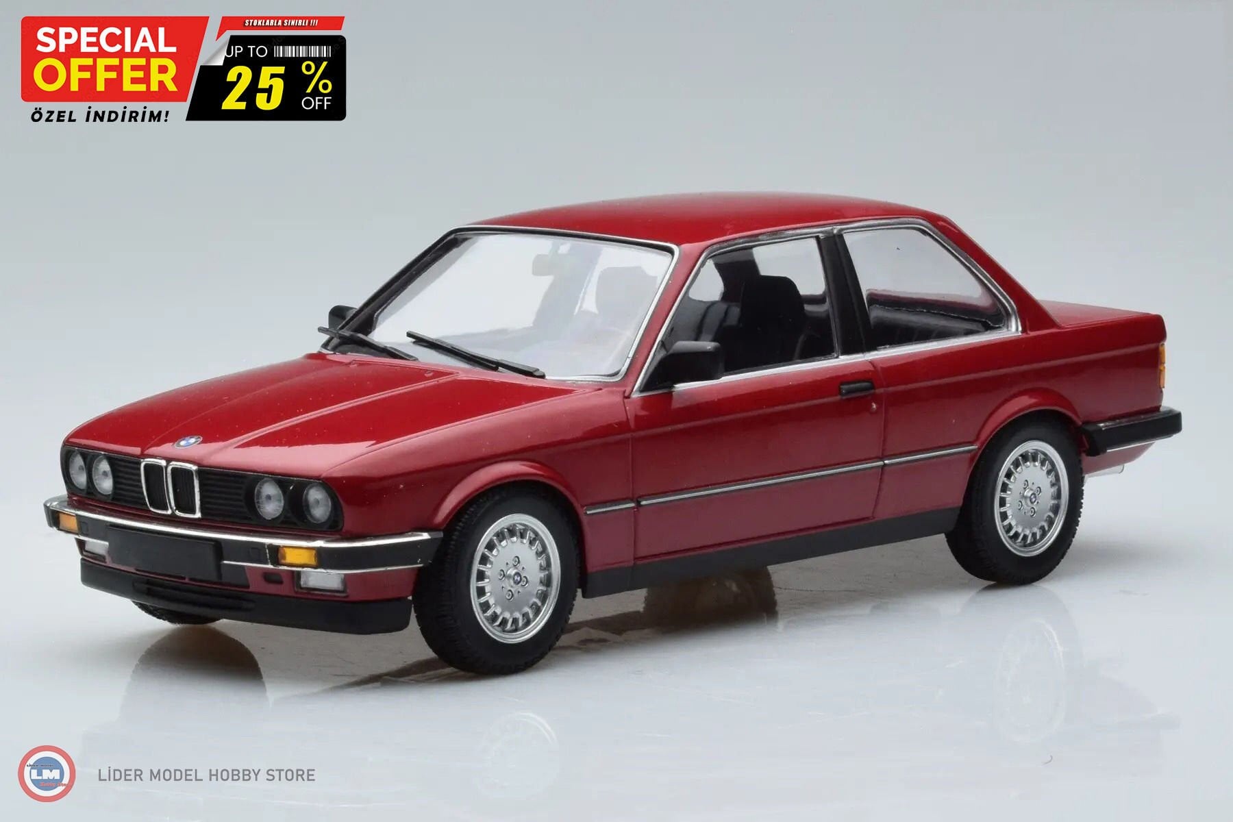 1:18 Minichamps 1982 BMW 323i E30