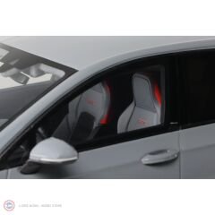 1:18 Otto 2024 Volkswagen Golf 8 GTI