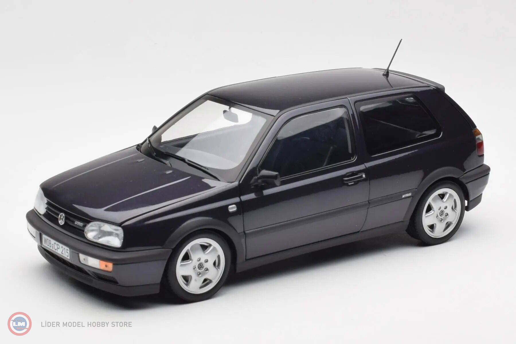 1:18 Norev 1996 Volkswagen Golf 3 VR6