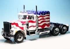 1:18 1967 Peterbilt 359