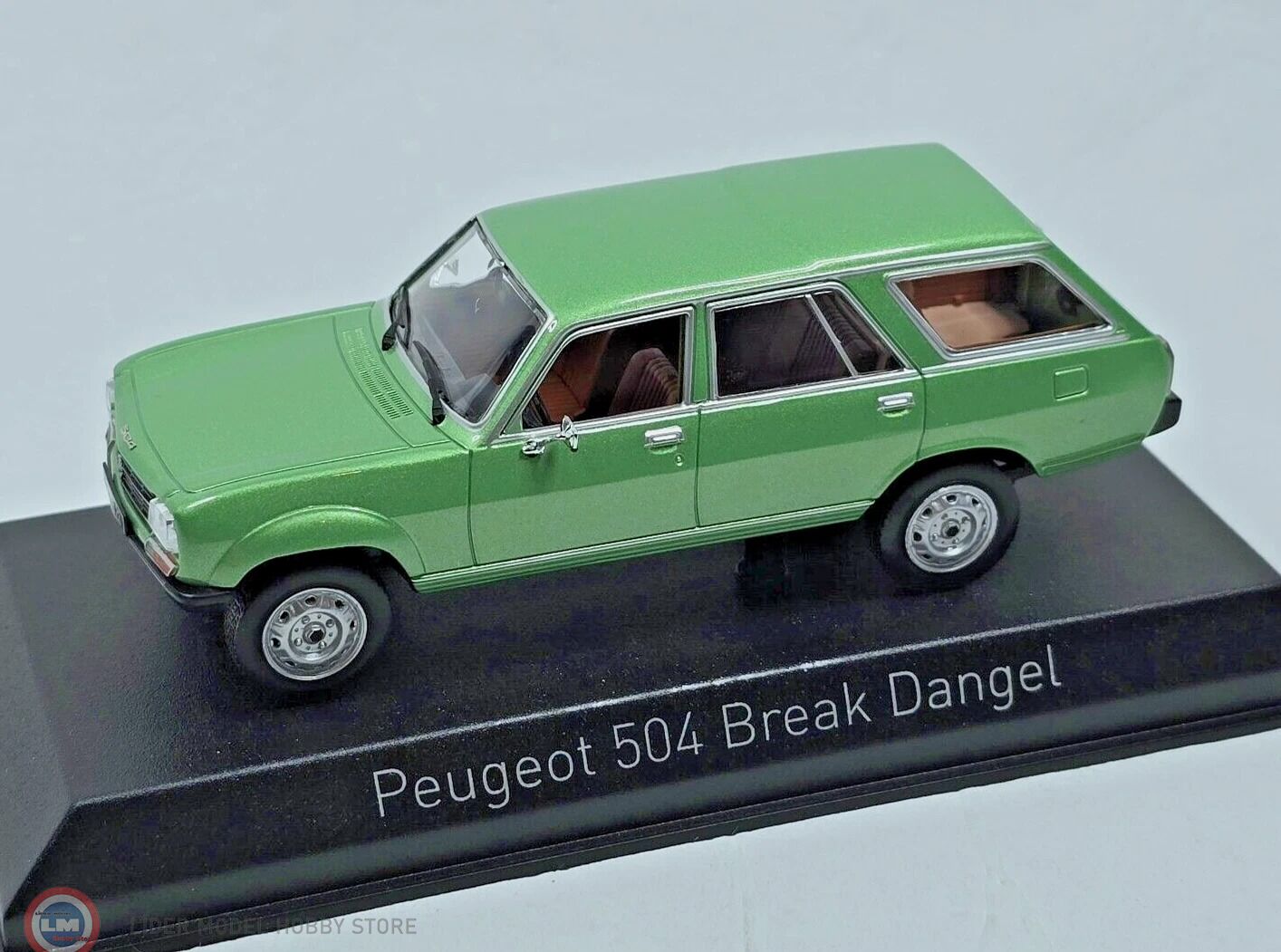 1:43 Norev 1980 Peugeot 504 Break Dangel