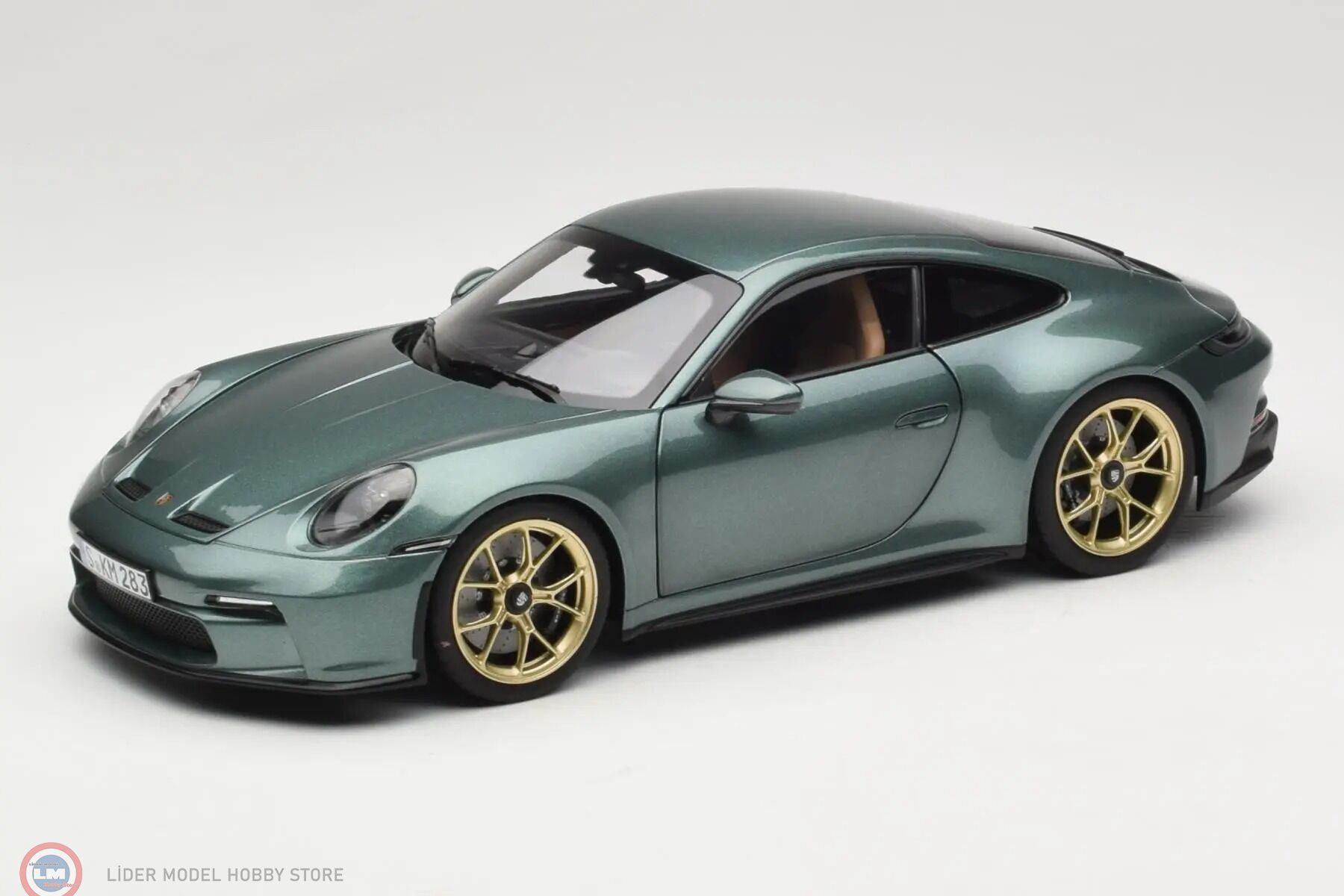 1:18 Norev 2021 Porsche 992 GT3 Touring Package Malachite Green