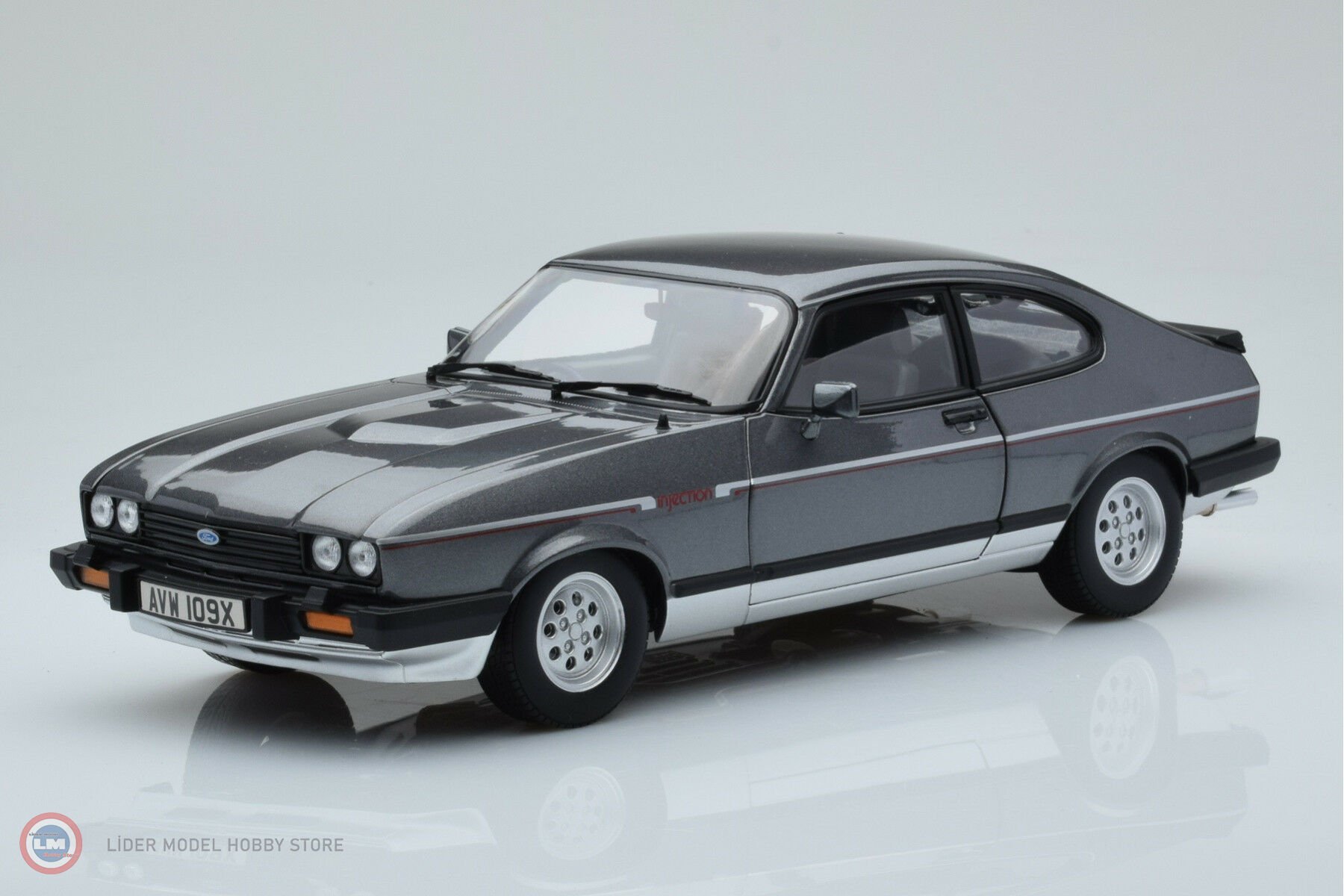 1:18 1981 Ford Capri Mk.III 2.8 Injection RHD - grey metallic