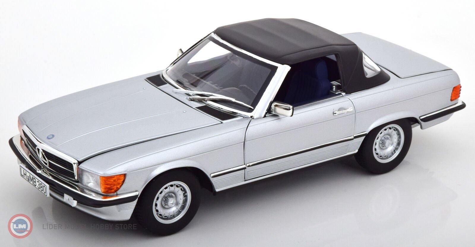 1:18 Norev 1985 Mercedes 380SL R107- silver