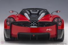 1:18  Pagani Huayra Roadster Kırmızı
