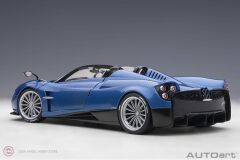 1:18  Pagani Huayra Roadster Mavi