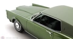 1:18 Cult Scale 1971 Lincoln Continental Mark 3