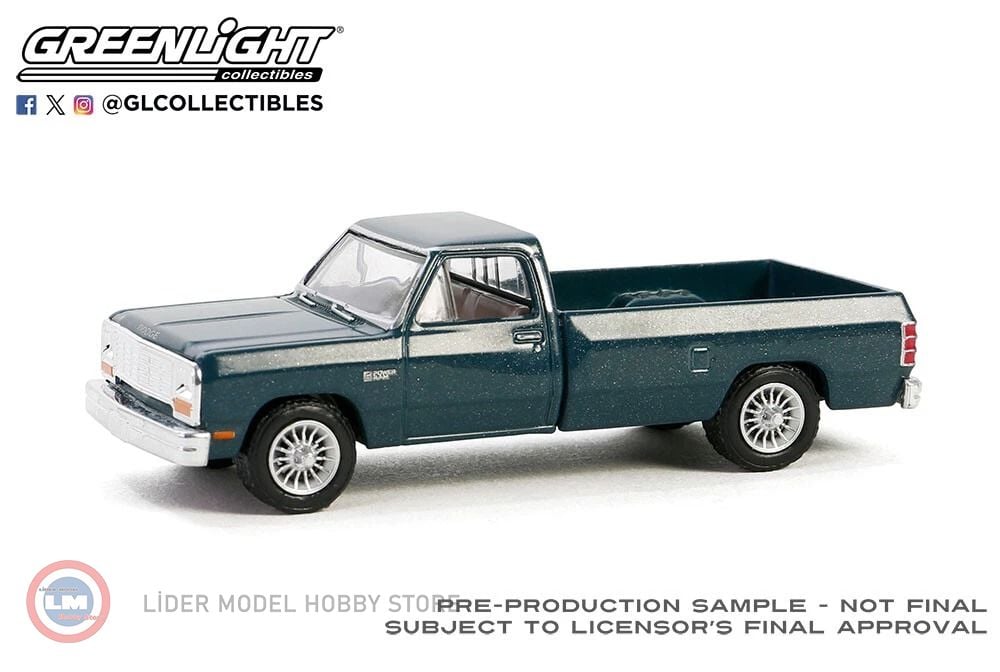 1:64 Greenlight 1982 Dodge Ram W250 Power Ram Pickup in Medium Seaspray