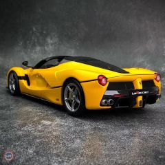 1:18 FERRARI LAFERRARI APERTA – Yellow