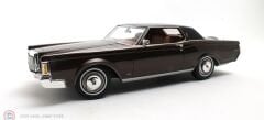 1:18 Cult Scale 1971 Lincoln Continental Mark 3