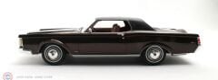 1:18 Cult Scale 1971 Lincoln Continental Mark 3