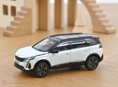 1:43 Norev 2020 Peugeot 5008 GT