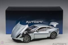 1:18 Aston Martin DB11 Gümüş