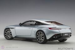 1:18 Aston Martin DB11 Gümüş