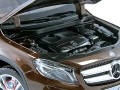 1:18 Norev 2013 Mercedes Benz GLA X156 Brown
