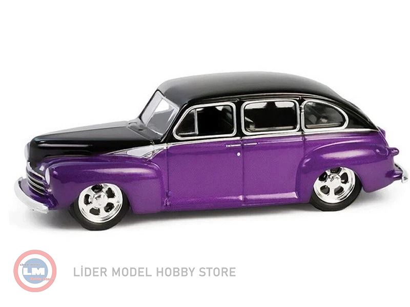 1:64 Greenlight 1946 Ford Fordor Super Deluxe in Dark Purple Metallic and Black Two Tone California Lowriders Series 6