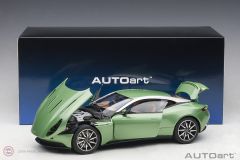 1:18 Aston Martin DB11 Yeşil