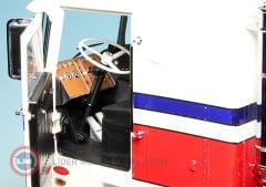 1:18 1977 Peterbilt 352 Pacemaker