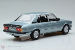 1:18 1980 BMW M535i E12