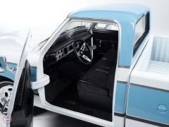 1:18 1977 Dodge Adventurer Sweptline