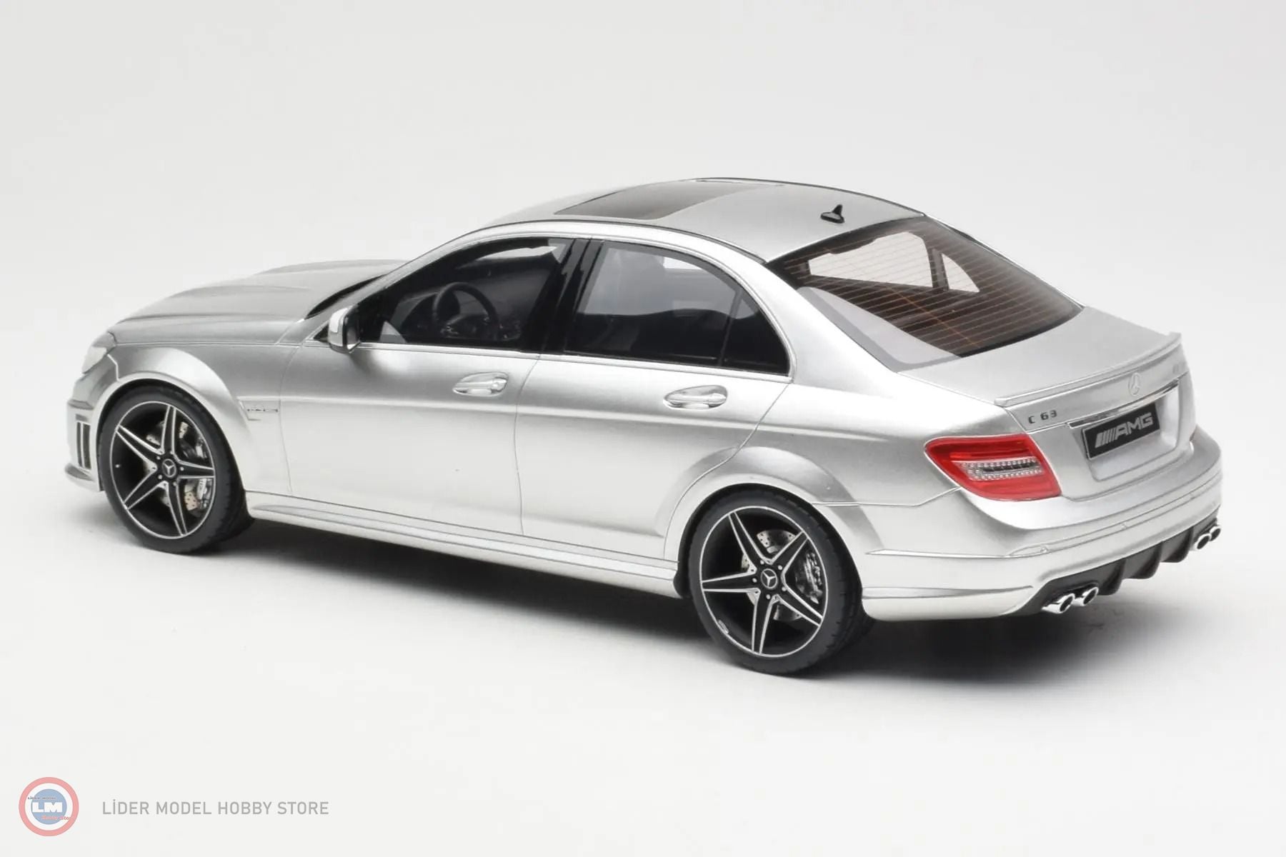 Collection Voiture GT Spirit Neuve Modèle Mercedes C63 AMG 1/18 - GT Spirit GT462, Neuf, Pour Collectionneurs Super 5 Gt Turbo 1 18