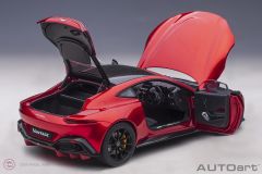 1:18 Aston Martin Vantage Kırmızı