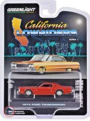 1:64 Greenlight 1973 Ford Thunderbird in Red Custom