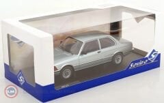 1:18 Solido 1980 BMW 323i (E21)
