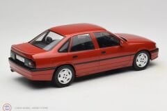 1:18 MCG 1988 Opel Vectra 2000