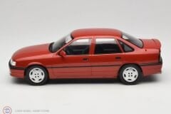 1:18 MCG 1988 Opel Vectra 2000