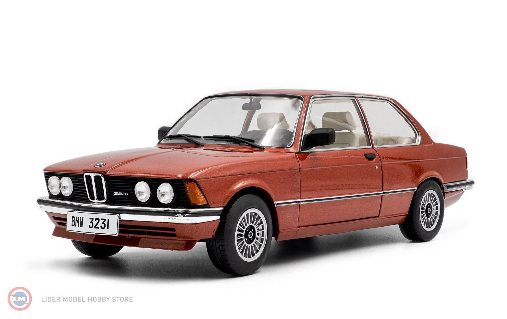 1:18 Solido 1980 BMW 323i (E21)