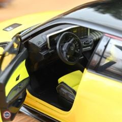 1:18 2024 Renault 5 e-Tech %100 Elektrikli