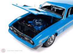1:18 1972 Ford Mustang Mach 1