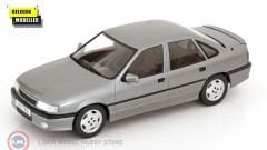 1:18 MCG 1988 Opel Vectra 2000