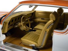 1:18 1969 Pontiac Grand Prix (Royal Bobcat)
