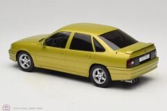 1:18 MCG 1988 Opel Vectra 2000 16V Yellow