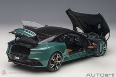 1:18 Aston Martin DBS Superleggera Yeşil