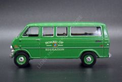 1:64 1970 Ford Club Wagon Board of Education
